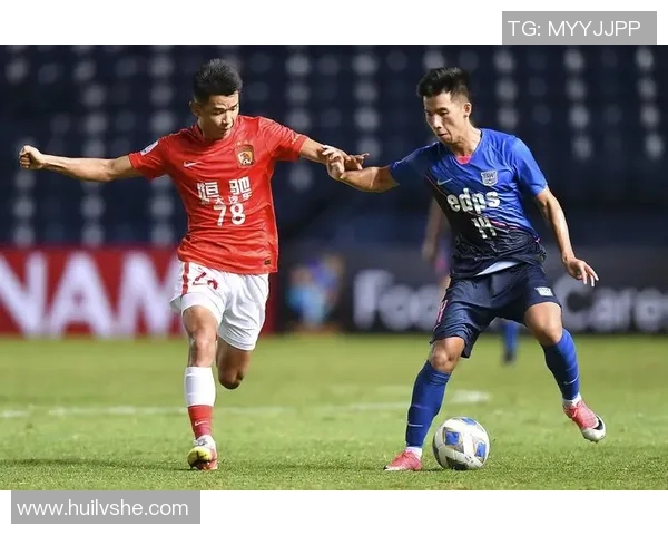 广州足球队心理素质引发热议球迷与专家各执己见探讨背后原因 广州足球队心理素质引发热议球迷与专家各执己见探讨背后原因