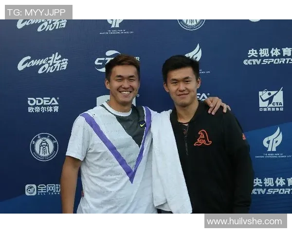重庆网球队在世锦赛中的团队协作表现分析与启示 重庆网球队在世锦赛中的团队协作表现分析与启示